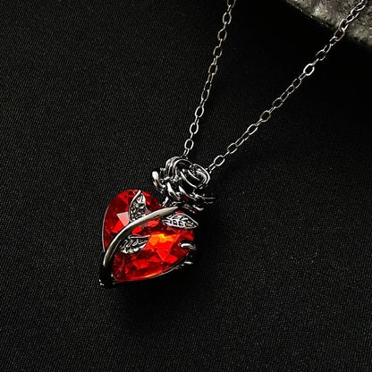 Collier Cœur Anatomique Rouge Gothique – Pendentif Argenté Y2K pour Femme